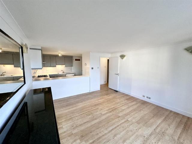 Flat for sale in Maida Vale, Isle Of Man