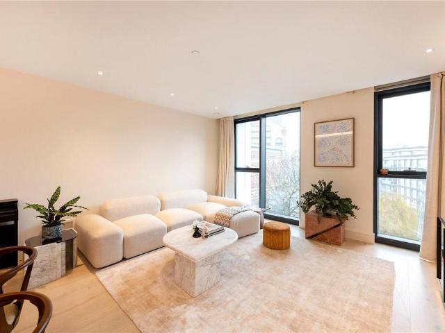 Flat for sale in Sands End, Greater London