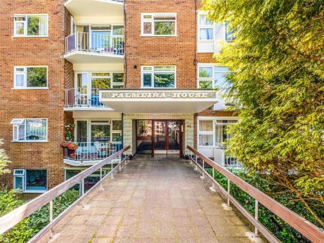 Flat for sale in Brunswick