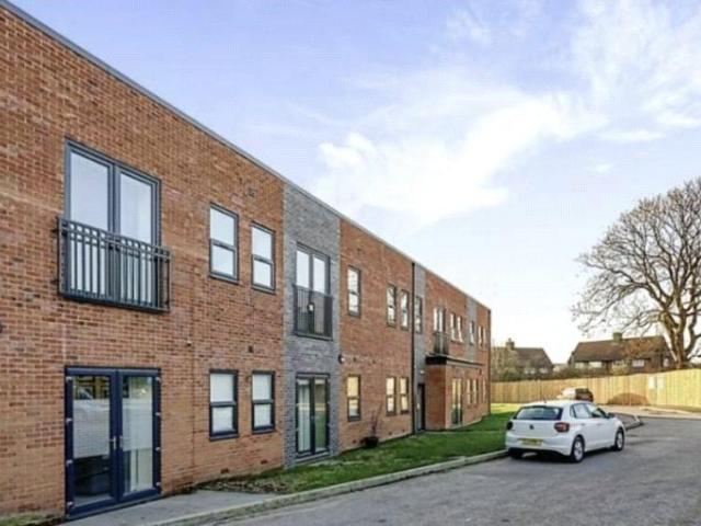 Flat for sale in Osmondthorpe, West Yorkshire