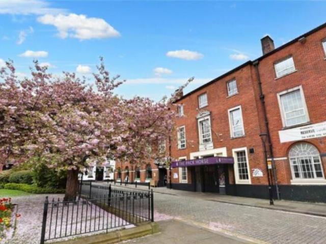 Flat for sale in The Haulgh, Lee Bank