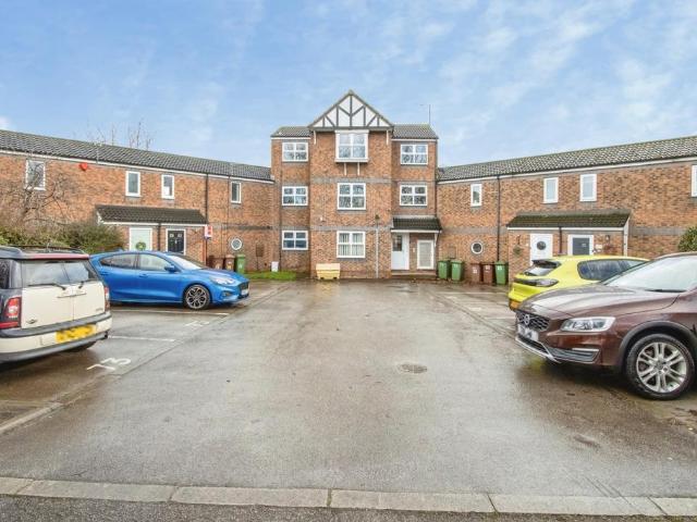 Flat for sale in Eastmoor, Heath