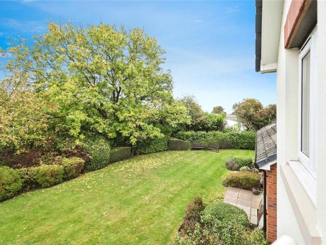 Flat for sale in Sutton Coldfield, West Midlands