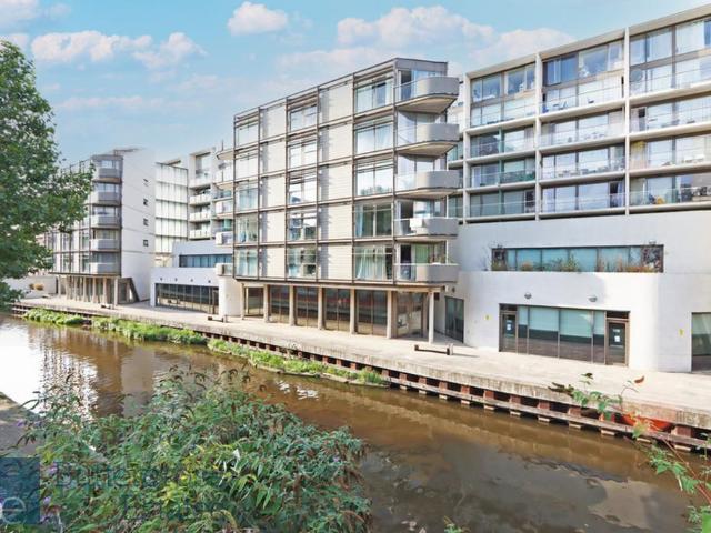 Flat for sale in The Meadows, Haddon