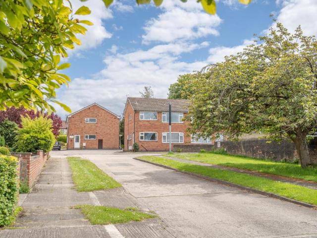 Flat for sale in High Field, York