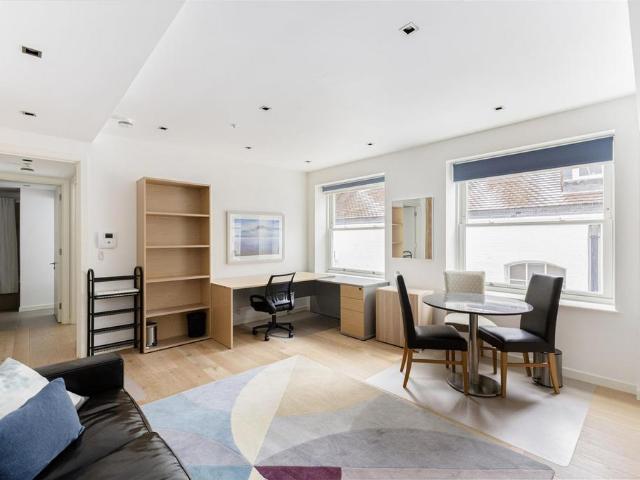 Flat for sale in Greater London