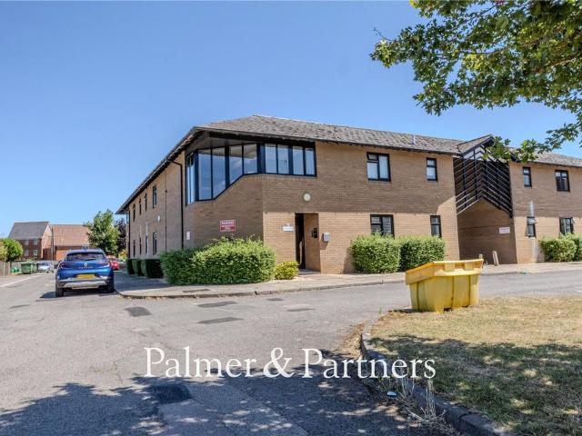 Flat for sale in Eastbridge, Suffolk