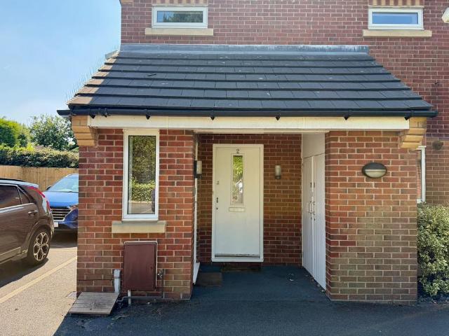 Flat for sale in Hazel Grove, Greater Manchester
