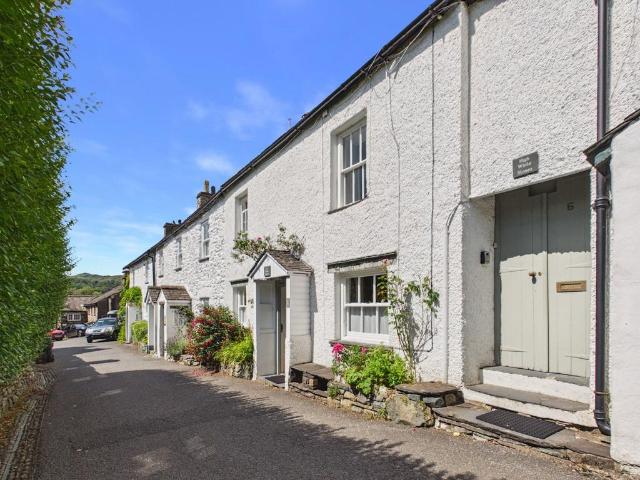 Flat for sale in Lakes, Ambleside