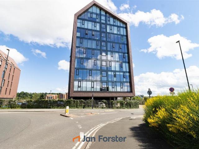Flat for sale in Chirton, North Shields