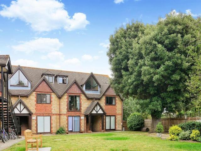 Flat for sale in Chichester, Littlecote