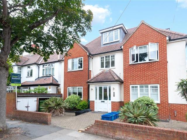 Flat for sale in St Margarets, Greater London