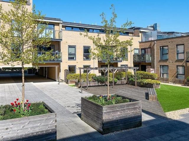Flat for sale in Pouchen End, Hertfordshire