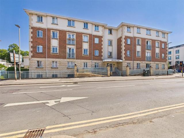 Flat for sale in Lynworth, Golden Valley