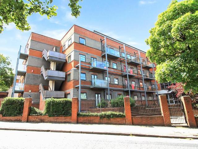 Flat for sale in Rodbourne, Swindon