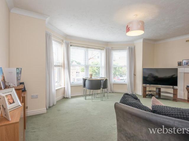 Flat for sale in Comers, Norfolk