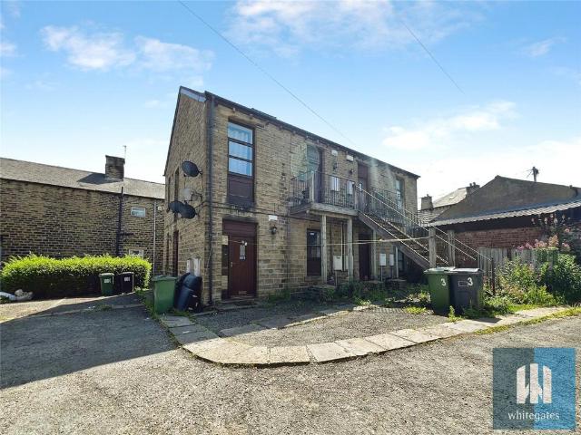 Flat for sale in Marsh, Lindley