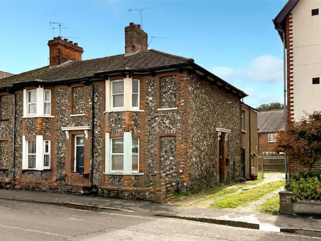 Flat for sale in Littlehampton, Arun