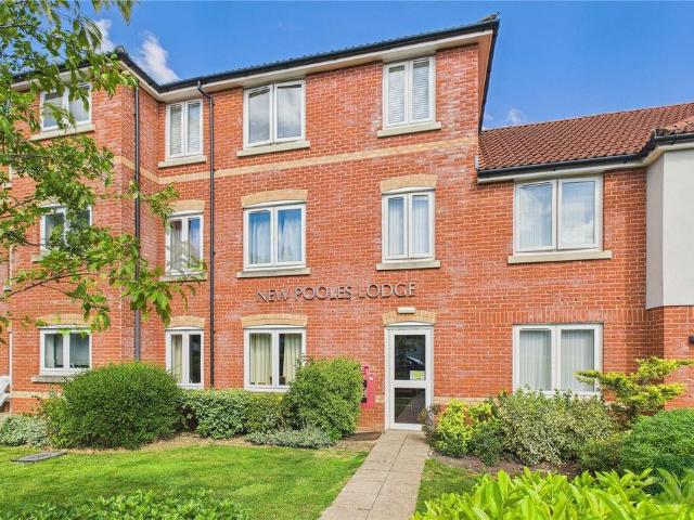 Flat for sale in Fishponds, Fishponds