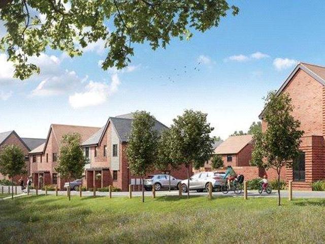 Flat for sale in Colliers End, Hertfordshire
