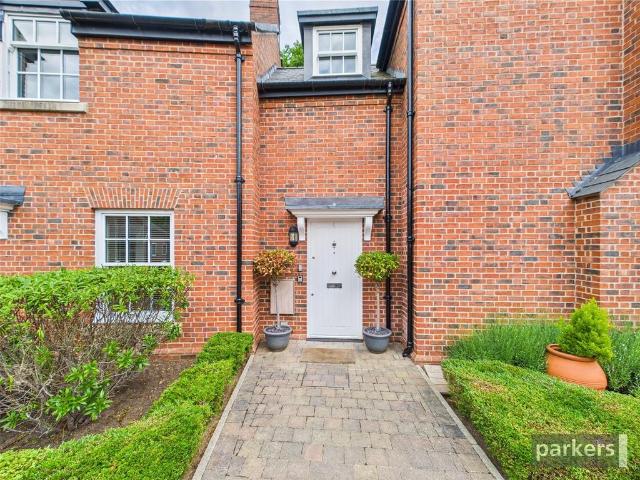 Flat for sale in Twyford, Wokingham
