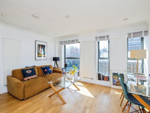 Flat for sale in Spitalfields, Whitechapel