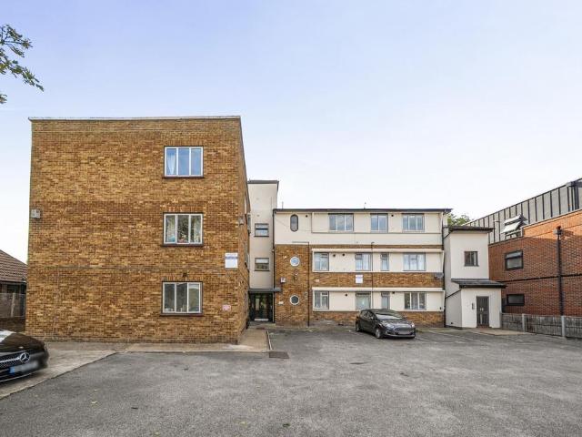 Flat for sale in London Borough of Merton, Greater London
