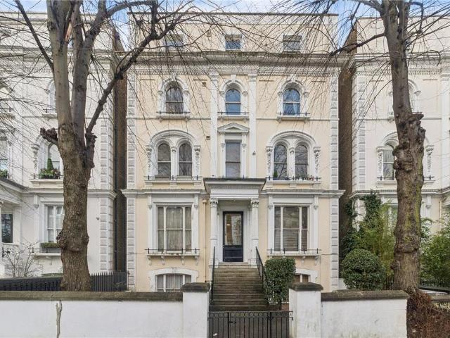 Flat for sale in Notting Hill, Greater London