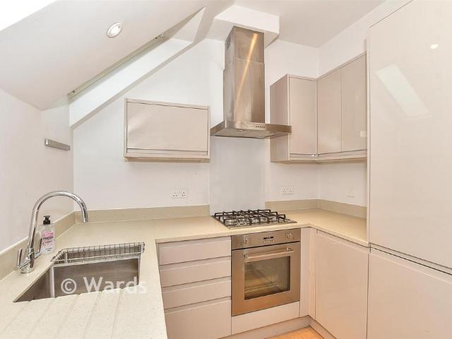 Flat for sale in High Brooms, Tunbridge Wells