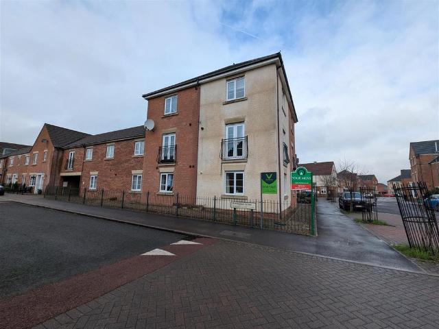 Flat for sale in Darlington