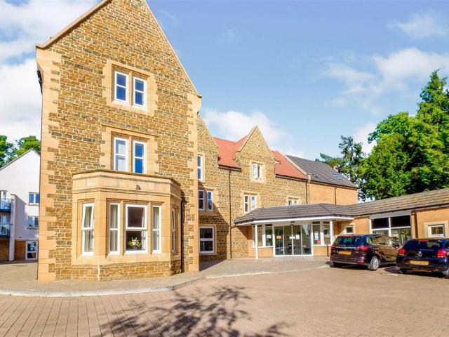 Flat for sale in Kingsthorpe, Northamptonshire
