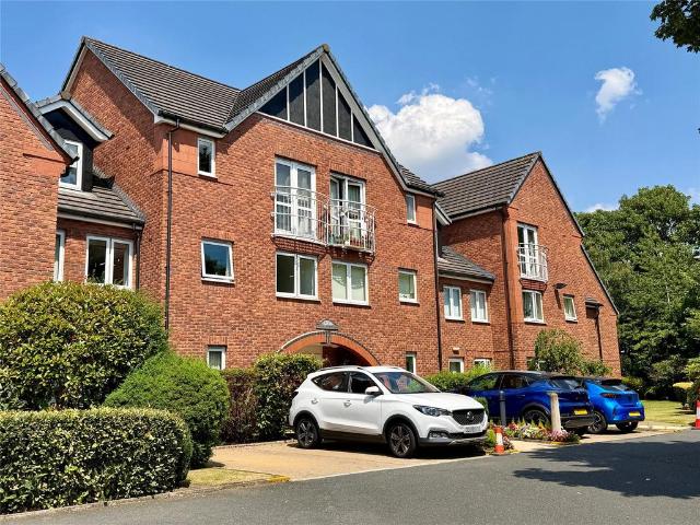 Flat for sale in Kingsbourne, Nantwich