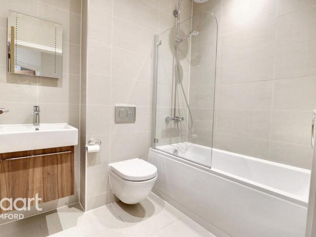 Flat for sale in Rush Green, Greater London