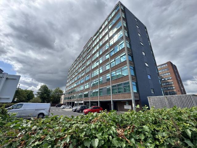 Flat for sale in Old Trafford, Trafford Park