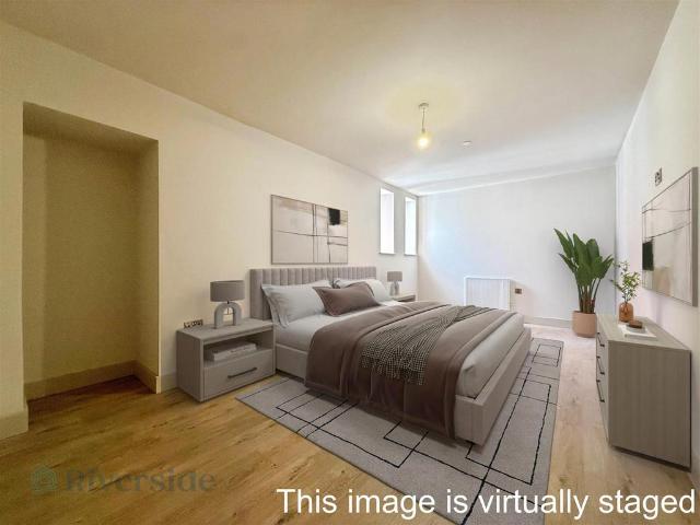 Flat for sale in Old Town, Hull