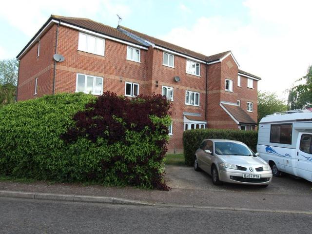 Flat for sale in Stroud Green, Barling