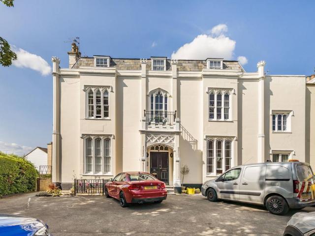 Flat for sale in Golden Valley, Gloucestershire