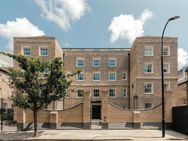 Flat for sale in Saint Giles, Cat Hill