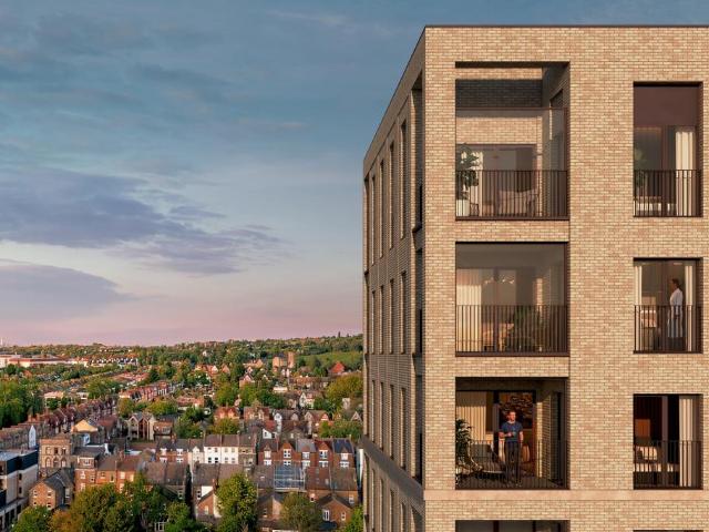 Flat for sale in Streatham, Greater London