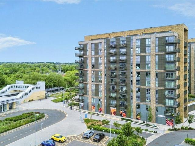 Flat for sale in Reading