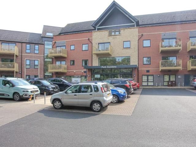 Flat for sale in Evershot, Oxfordshire