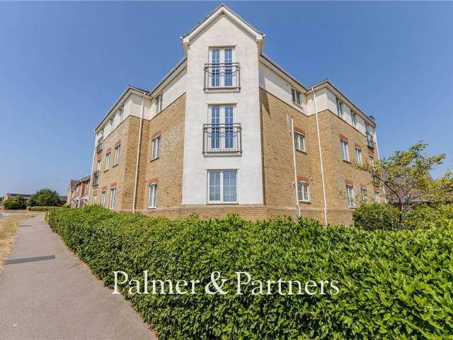 Flat for sale in Bedingfield, Suffolk