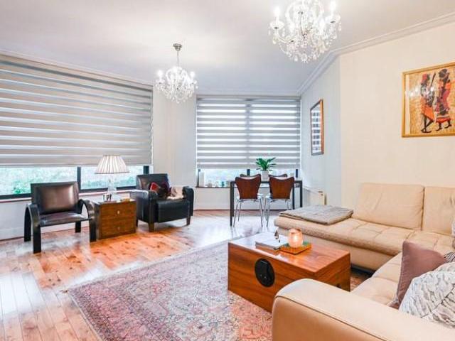 Flat for sale in London Borough of Hammersmith and Fulham, Greater London