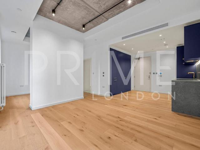 Flat for sale in Goodluck Hope, Blackwall