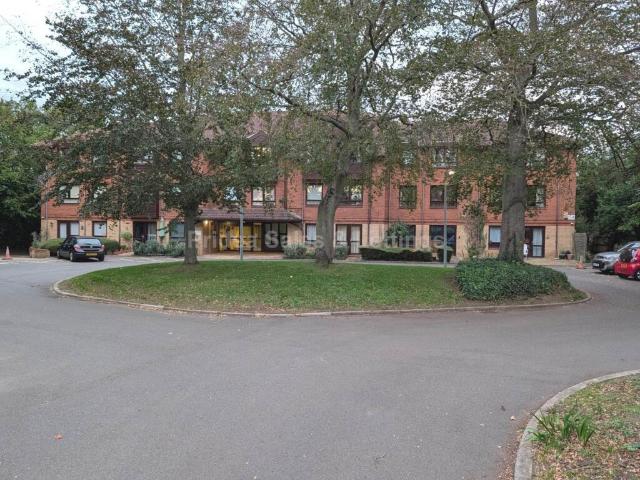 Flat for sale in Eastfield, Peterborough