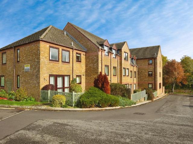 Flat for sale in Sherborne, East Dorset