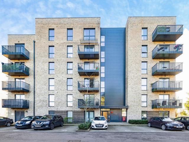 Flat for sale in Holywell Estate, North Watford