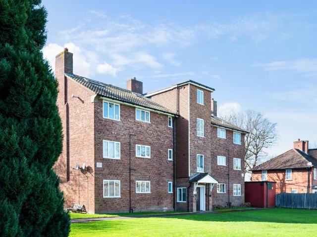 Flat for sale in London Borough of Merton, Greater London