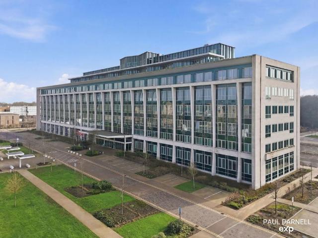 Flat for sale in Navestock Side, Essex