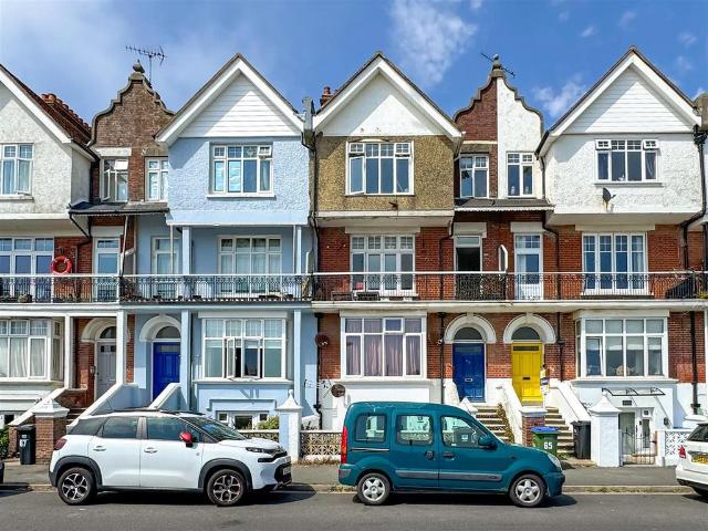 Flat for sale in Clapham, West Sussex